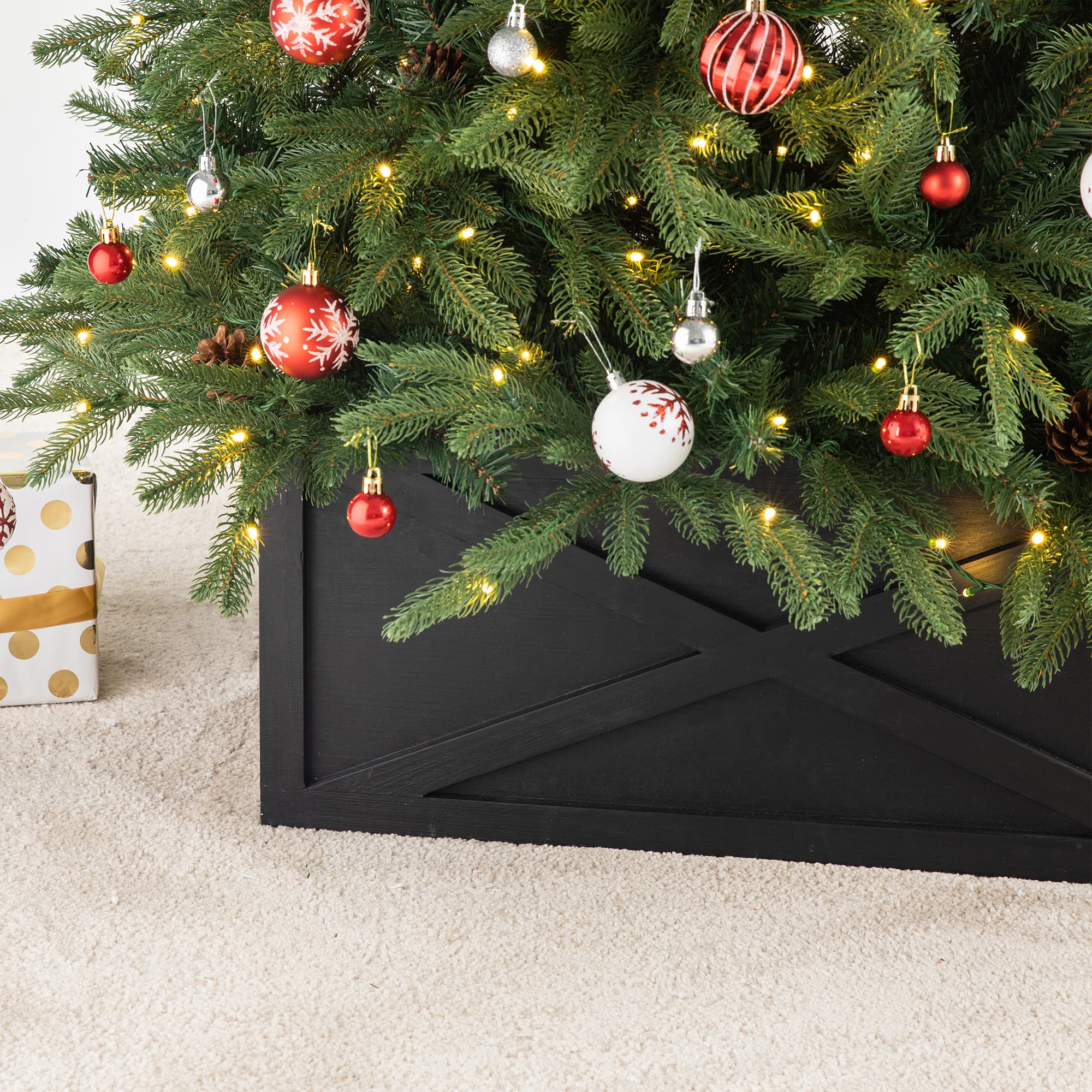 Glitzhome® 26" Black Wooden Tree Collar